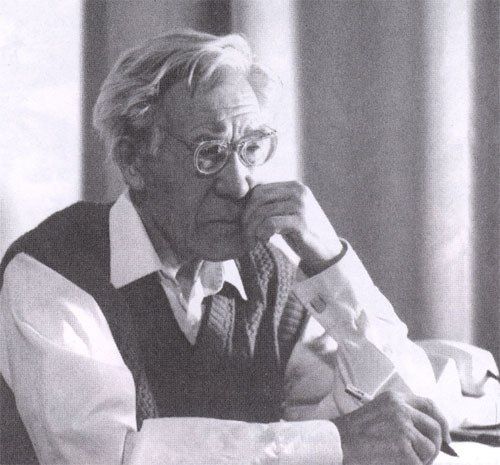 «Сораучылар булса – җиткерегез:  Менә шундый ирләр идек без...»  Хәсән Туфанның тууына – 125 ел