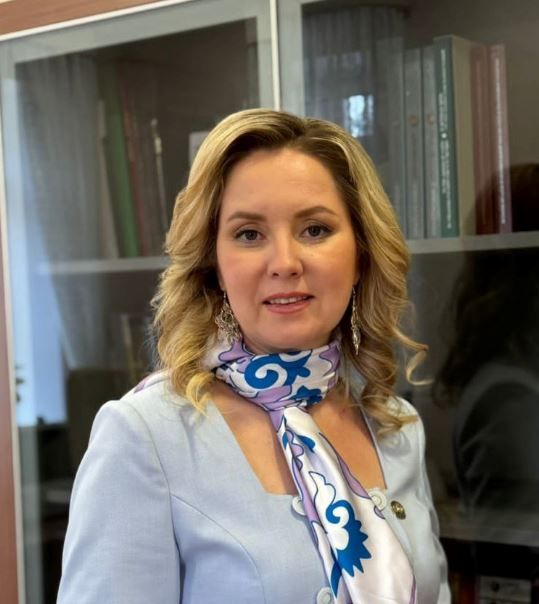 Эльвира Әхмәтова: «Яшьләр арасында үз парын таба алмый йөрүчеләр күп булу борчый»