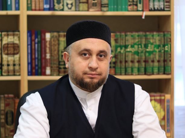 Рөстәм хәзрәт Хәйруллин: «Никах һәм бәби ашлары өйдә үткәрелсен иде»