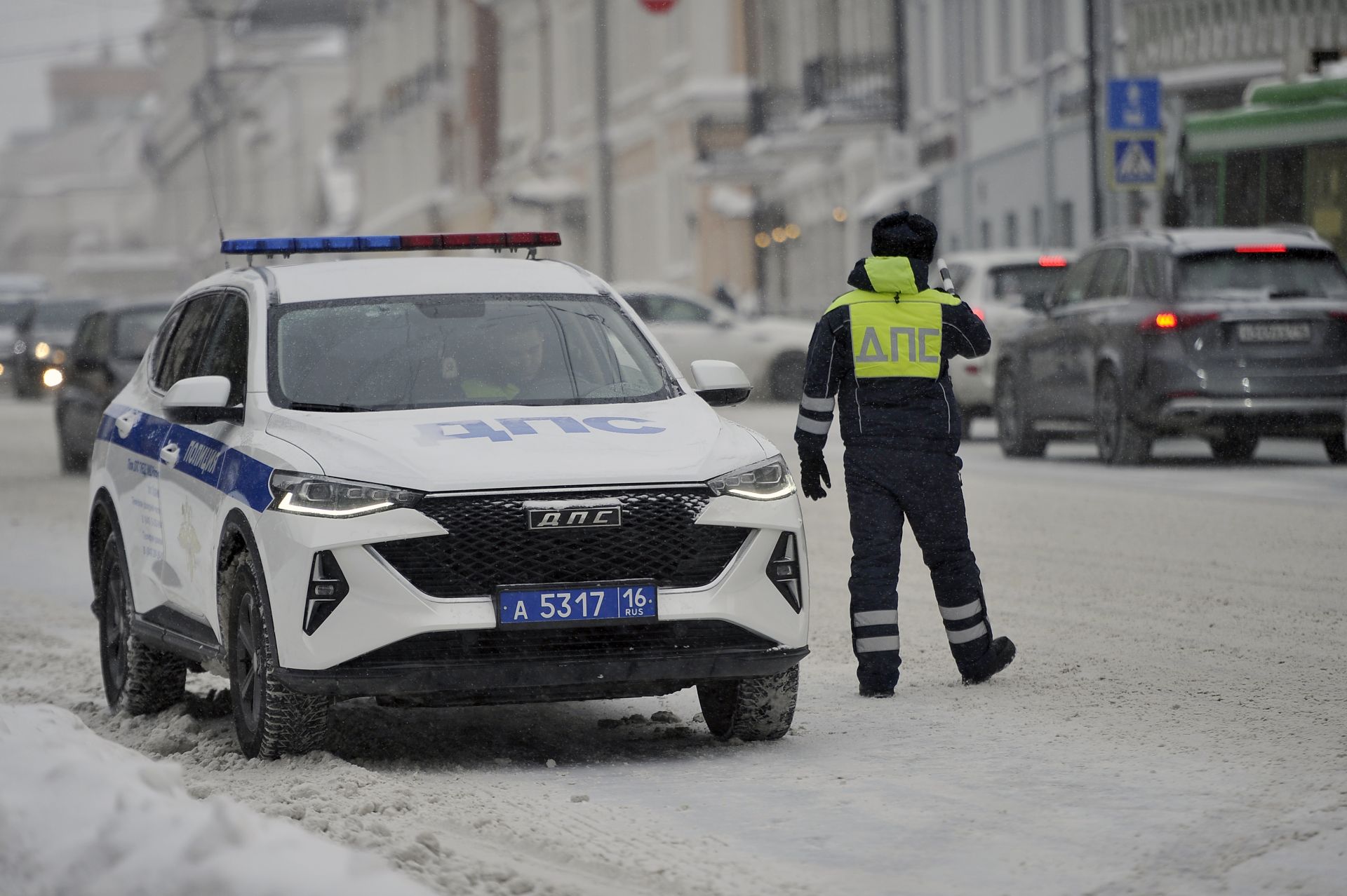 Здравия желаю! Яки вакыты чыккан «права» белән йөрү хикмәтләре