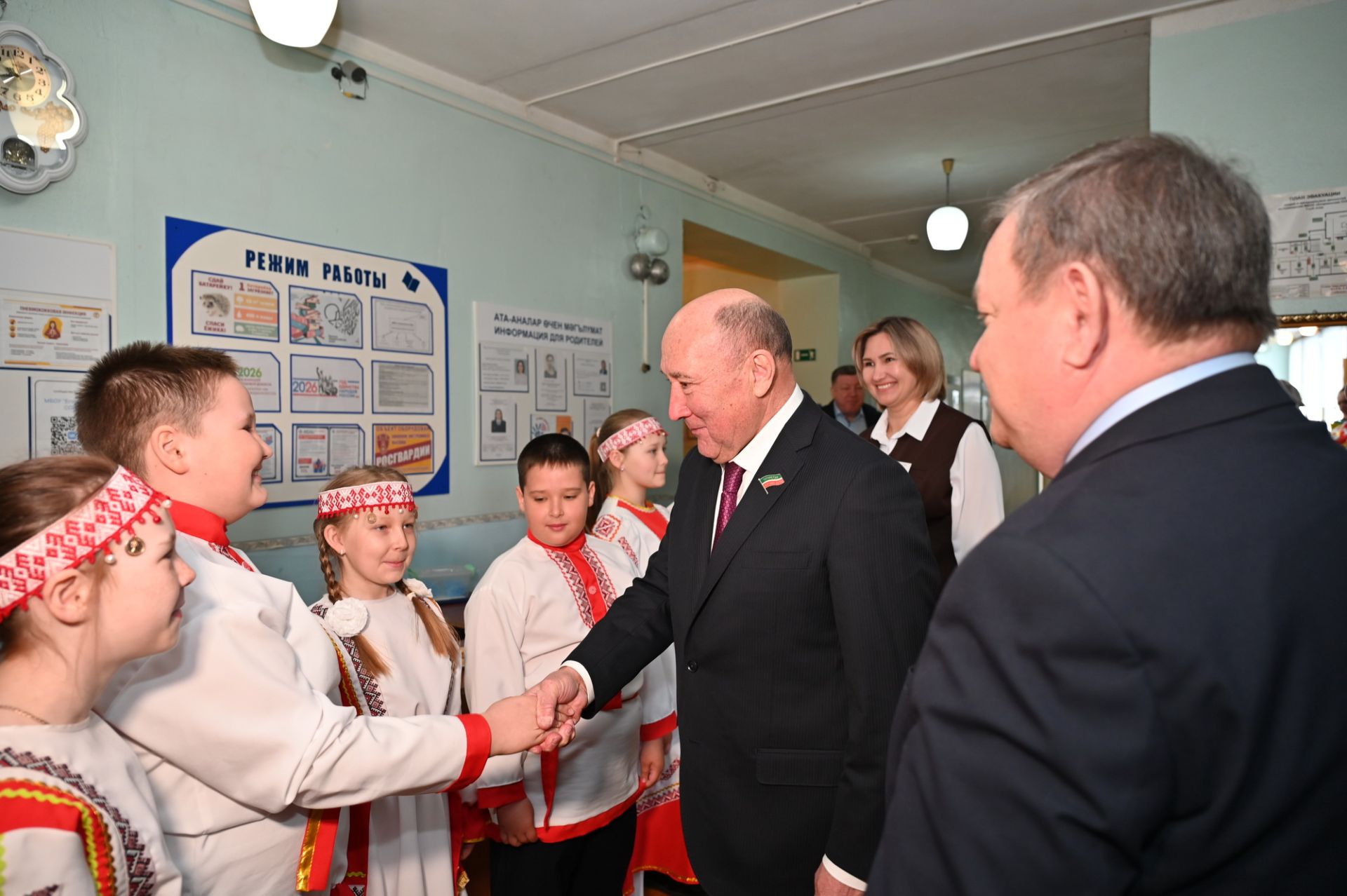 Марат Әхмәтов: «Туган телне саклау тәҗрибәсен күрше районнарга да тәкъдим итәргә була»