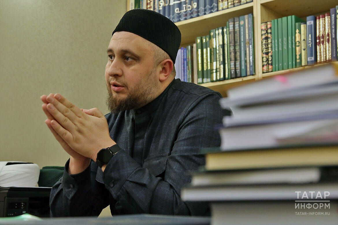 Рөстәм хәзрәт Хәйруллин: «Начар дустың булганчы, яхшы дошманың булсын»