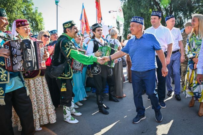 Рөстәм Миңнеханов: «Сабан туе – бердәмлекне күрсәтә торган бәйрәмнәрнең берсе»