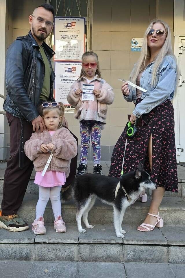 «Иң стильле гаилә» номинациясендә махсус приз отучы билгеле булды