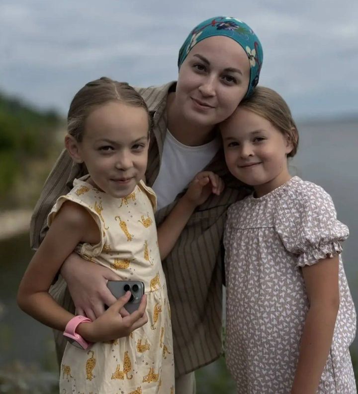 «Кызларым әтиләрен сагына»