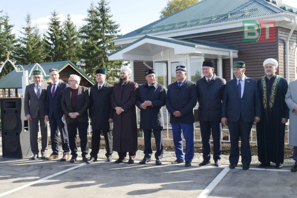 Яңа Дума авылында төзекләндерелгән мәчет ачылды: «Мәчете булган авыл – сөйкемле, матур авыл. Андый җирдә кешенең рухы чистарак була»