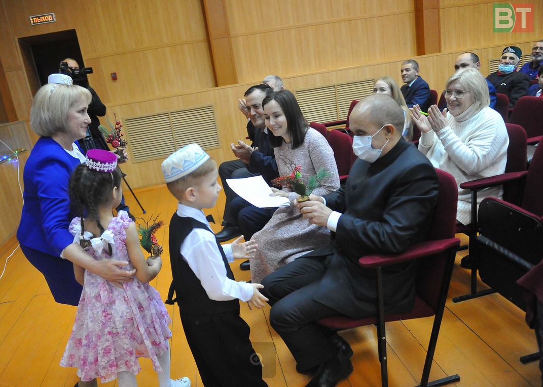 Актанышта кунакта: «Ватаным Татарстан» уздырган «Бу - минем туган авыл» бәйгесе җиңүчеләрен котлау тантанасыннан ФОТОРЕПОРТАЖ