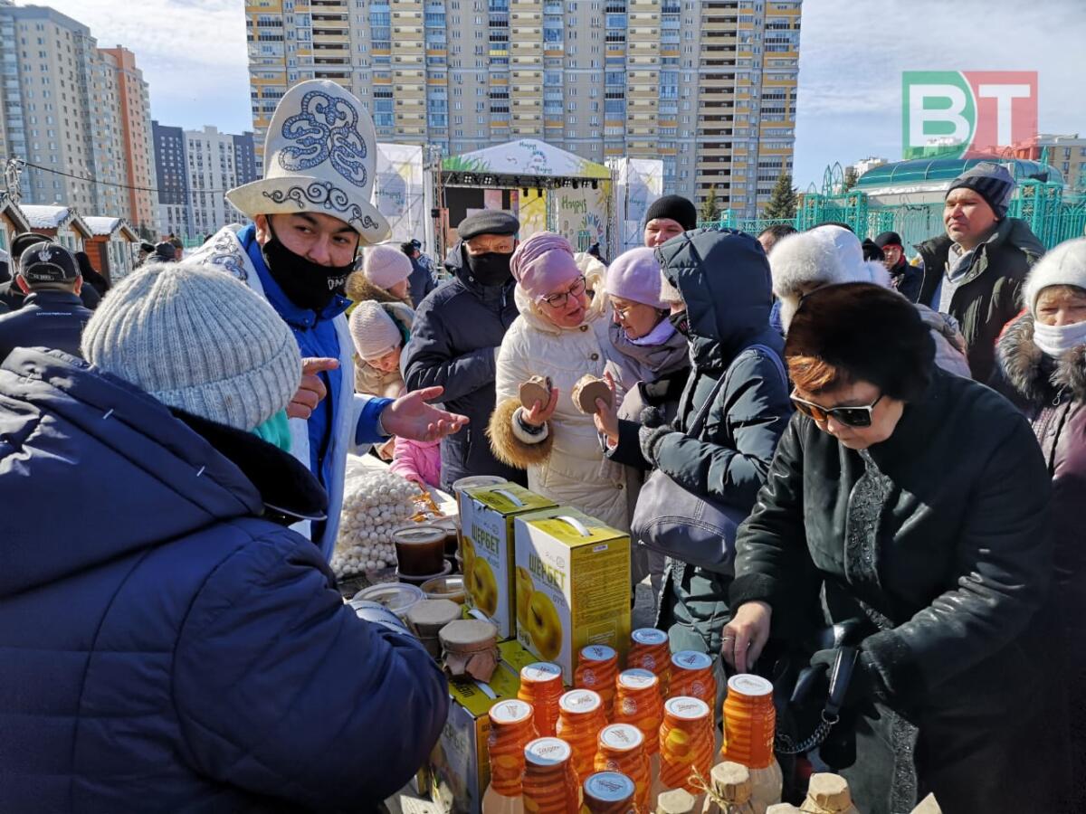 Казанда Нәүрүзне бәйрәм иттеләр (ФОТОРЕПОРТАЖ)