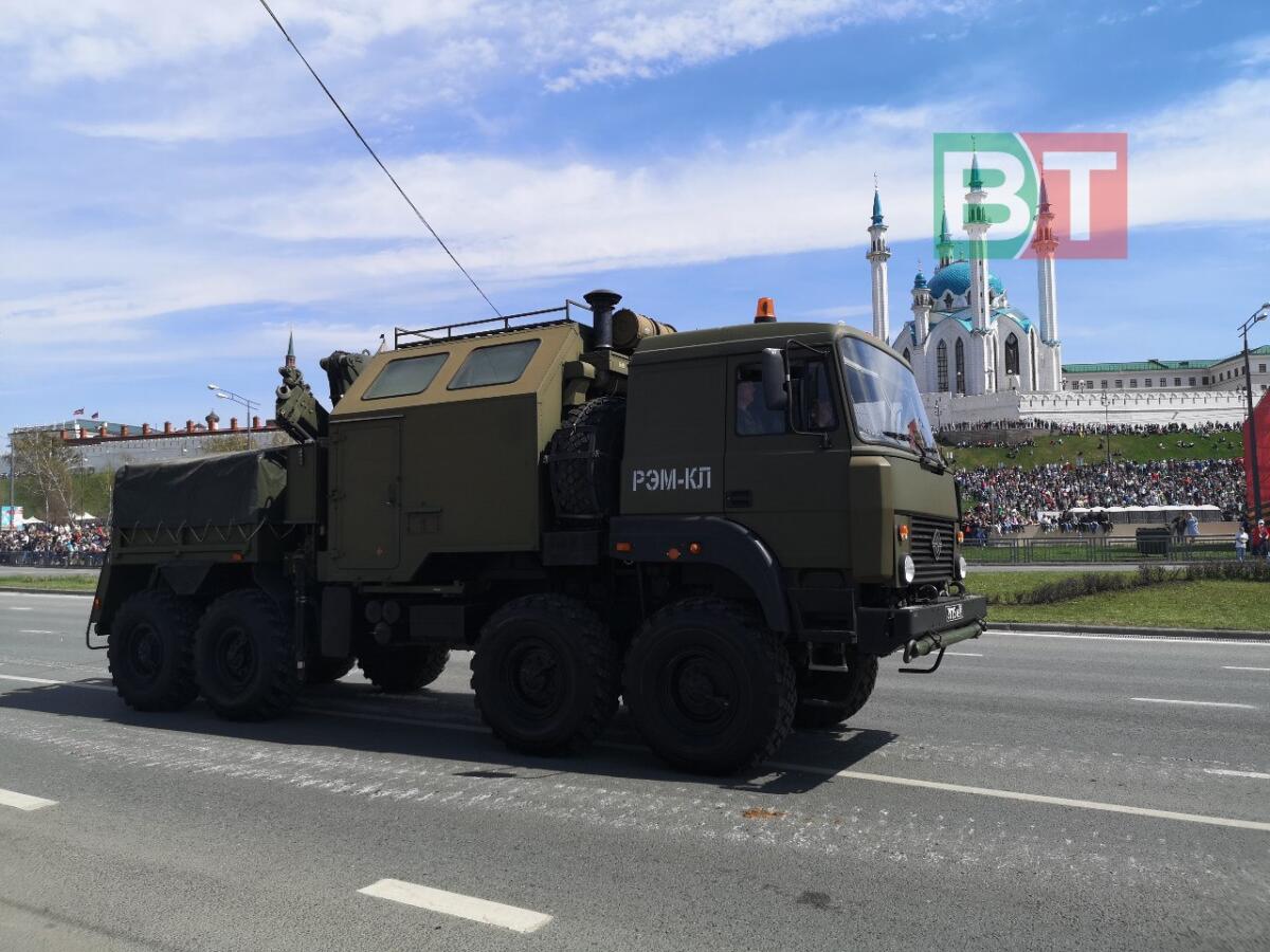 Казанда узган Җиңү парадыннан ФОТОРЕПОРТАЖ