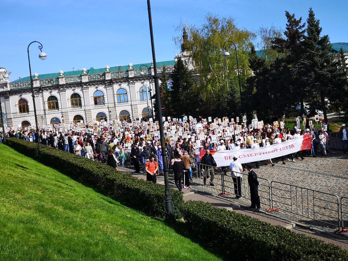 Казанда узган «Үлемсез полк» акциясеннән ФОТОРЕПОРТАЖ