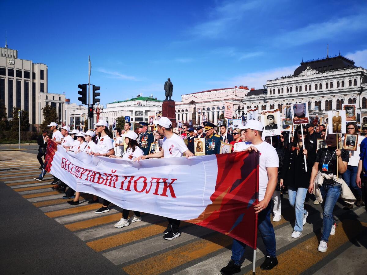 Казанда узган «Үлемсез полк» акциясеннән ФОТОРЕПОРТАЖ