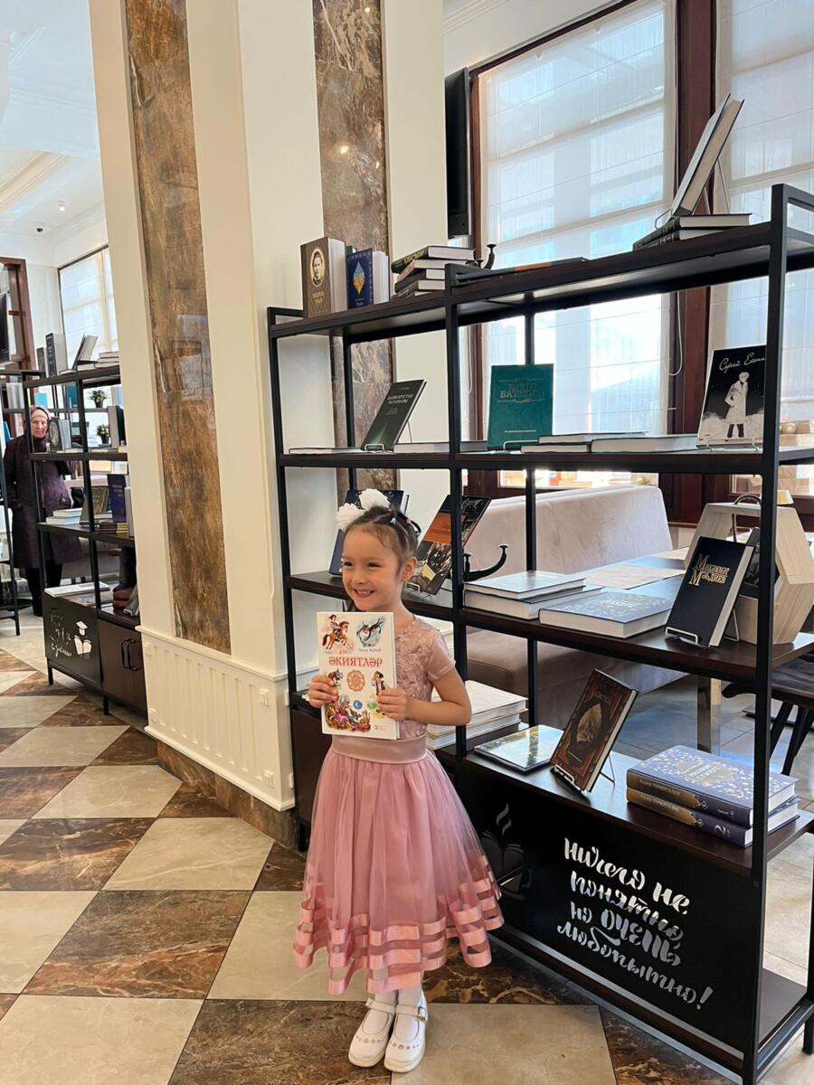 "Г. Тукай укыйбыз" видеороликлар конкурсында җиңүчеләрне бүләкләделәр