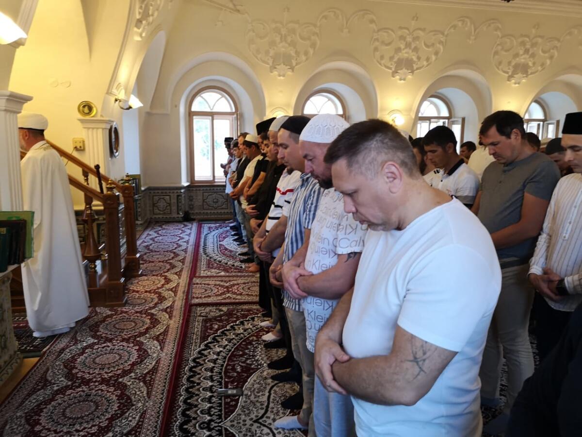 Мәрҗани мәчетендә узган Корбан гаетеннән ФОТОРЕПОРТАЖ