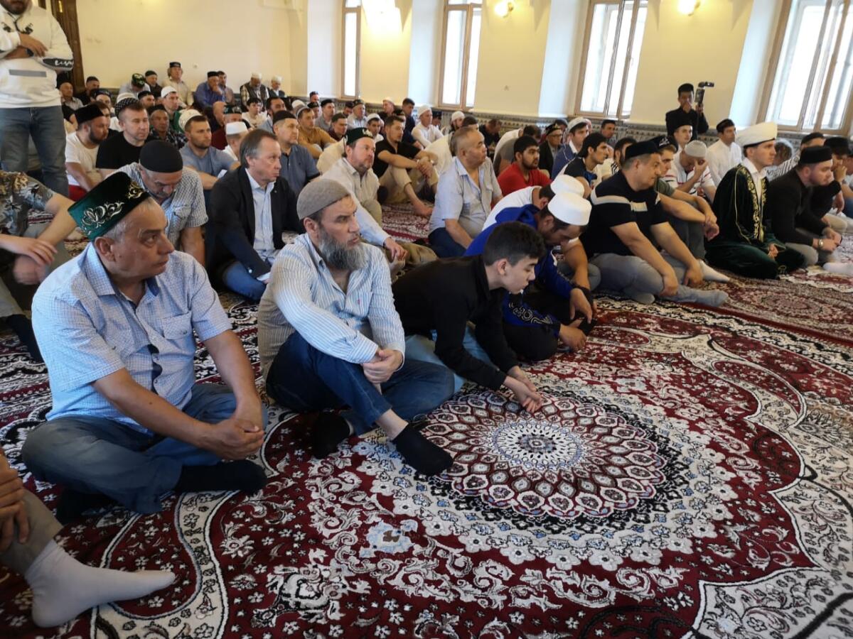 Мәрҗани мәчетендә узган Корбан гаетеннән ФОТОРЕПОРТАЖ