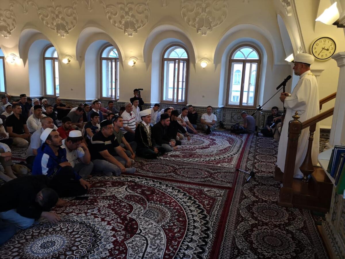 Мәрҗани мәчетендә узган Корбан гаетеннән ФОТОРЕПОРТАЖ