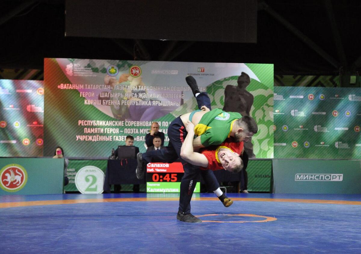 Муса Җәлил истәлегенә көрәш турнирының ФИНАЛ УЕННАРЫННАН ФОТОРЕПОРТАЖ