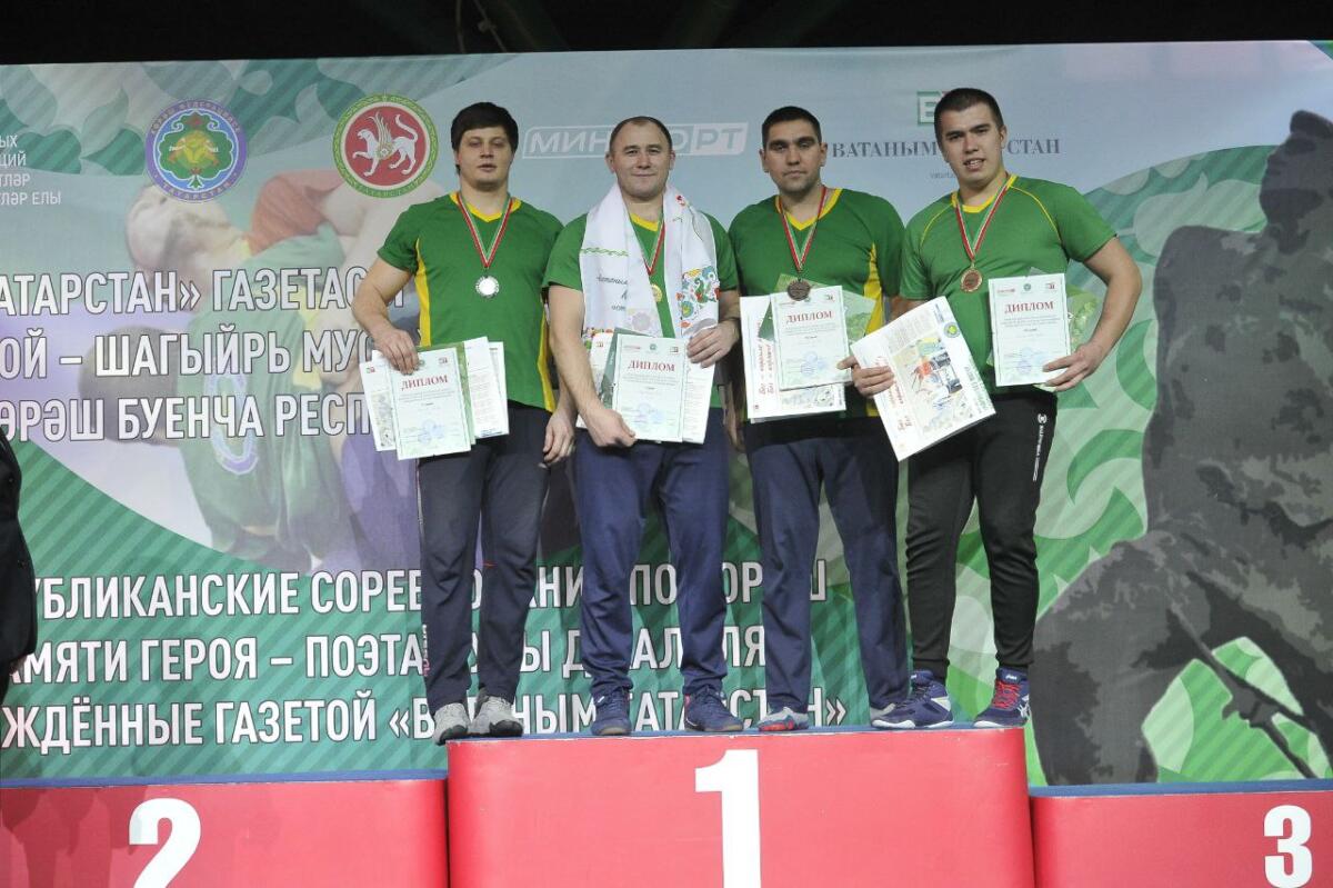 Муса Җәлил истәлегенә көрәш турнирының ФИНАЛ УЕННАРЫННАН ФОТОРЕПОРТАЖ