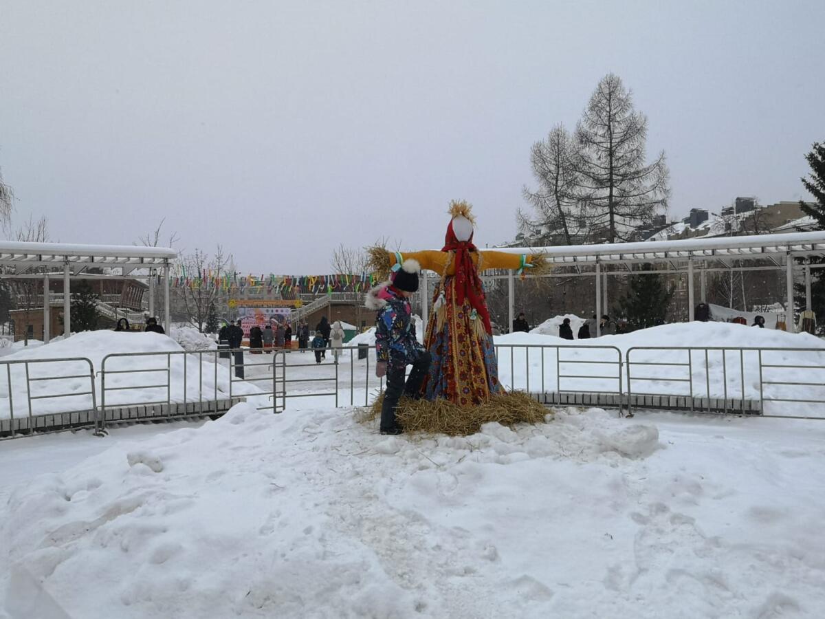 Фәрит Мөхәммәтшин казанлыларны Май чабу бәйрәме белән котлады + ФОТОРЕПОРТАЖ