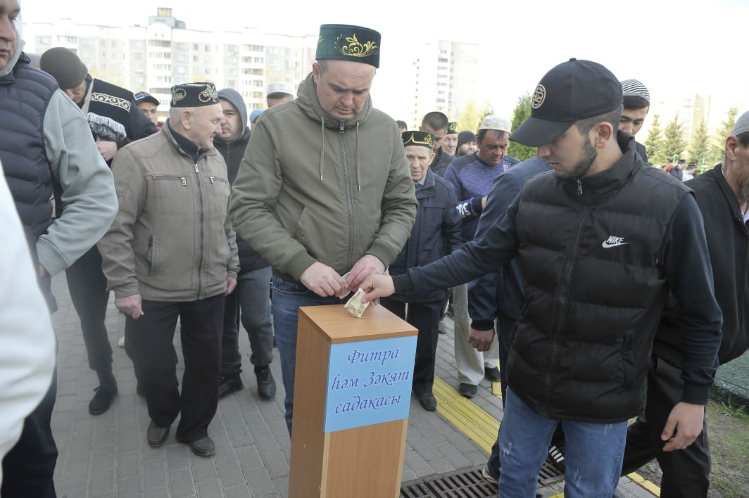"Ярдәм" мәчетендәге Ураза гаетеннән ФОТОРЕПОРТАЖ