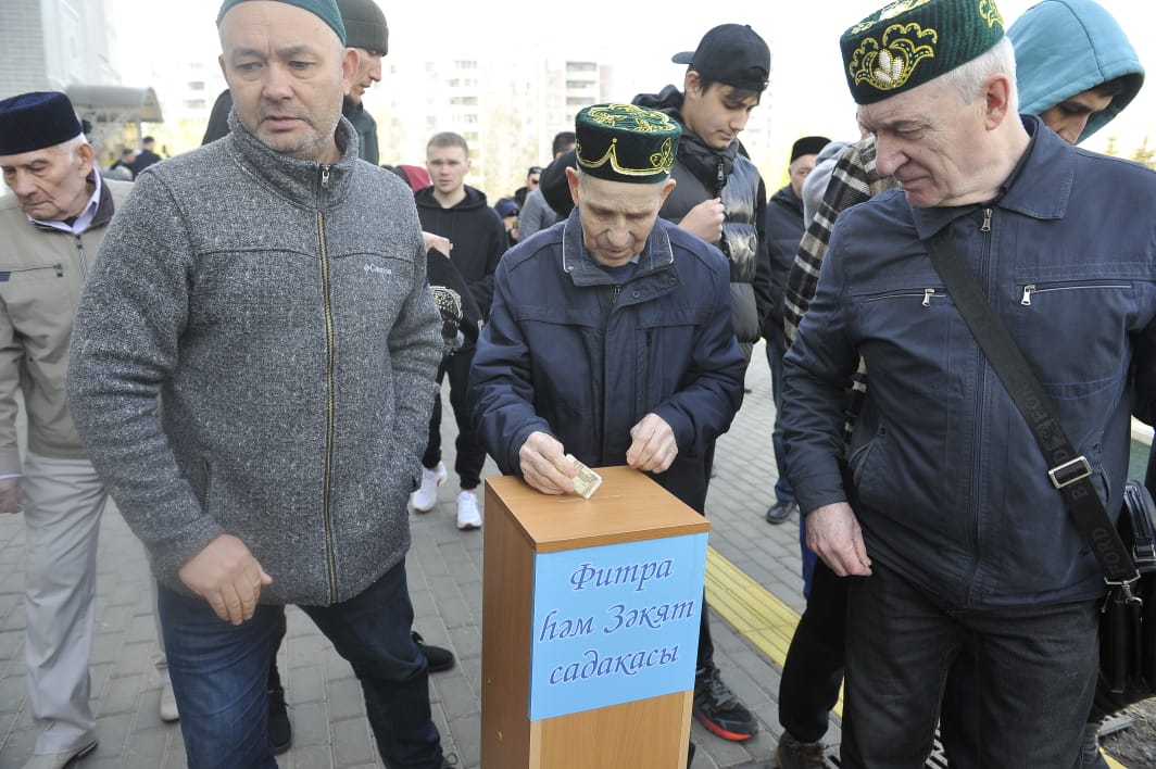 "Ярдәм" мәчетендәге Ураза гаетеннән ФОТОРЕПОРТАЖ