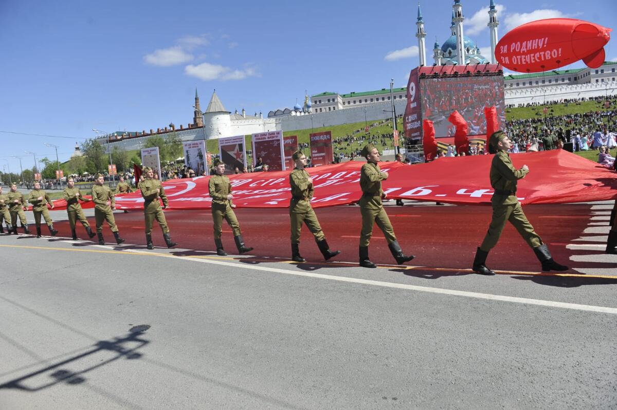 Казанда узган Җиңү бәйрәменнән ФОТОРЕПОРТАЖ