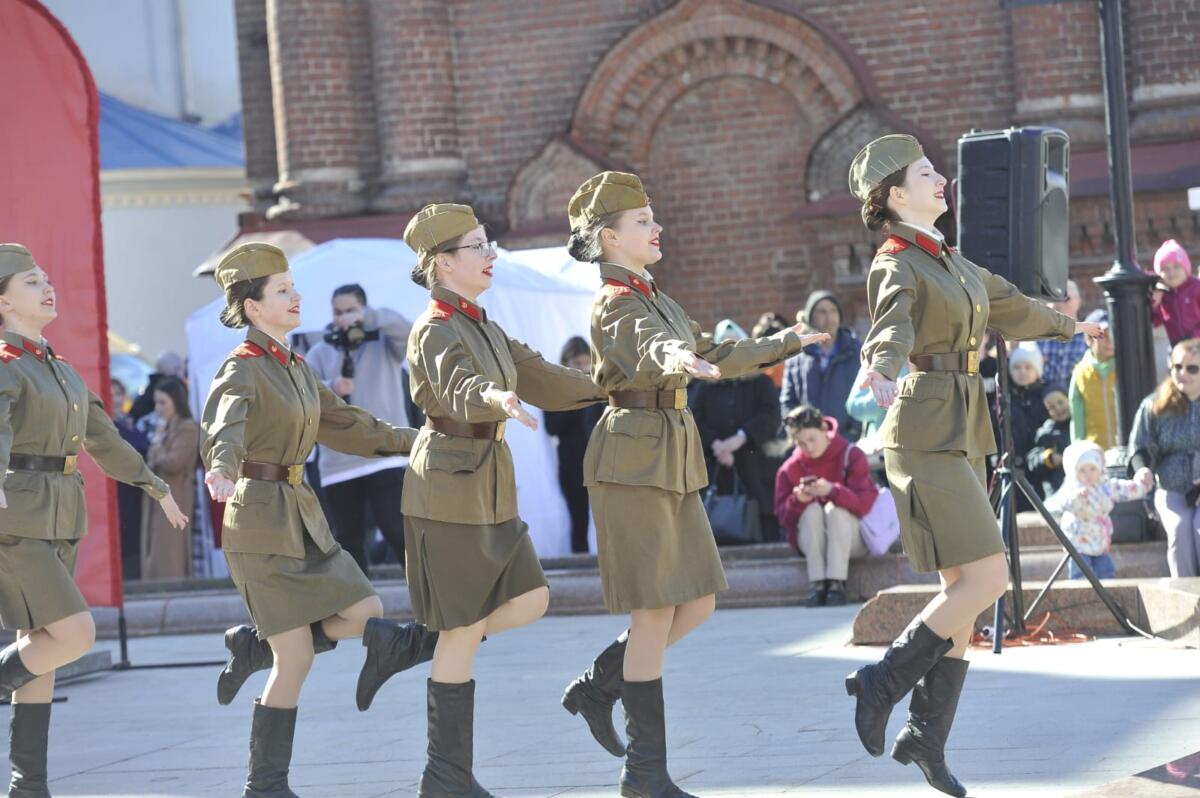 Казанда узган Җиңү бәйрәменнән ФОТОРЕПОРТАЖ