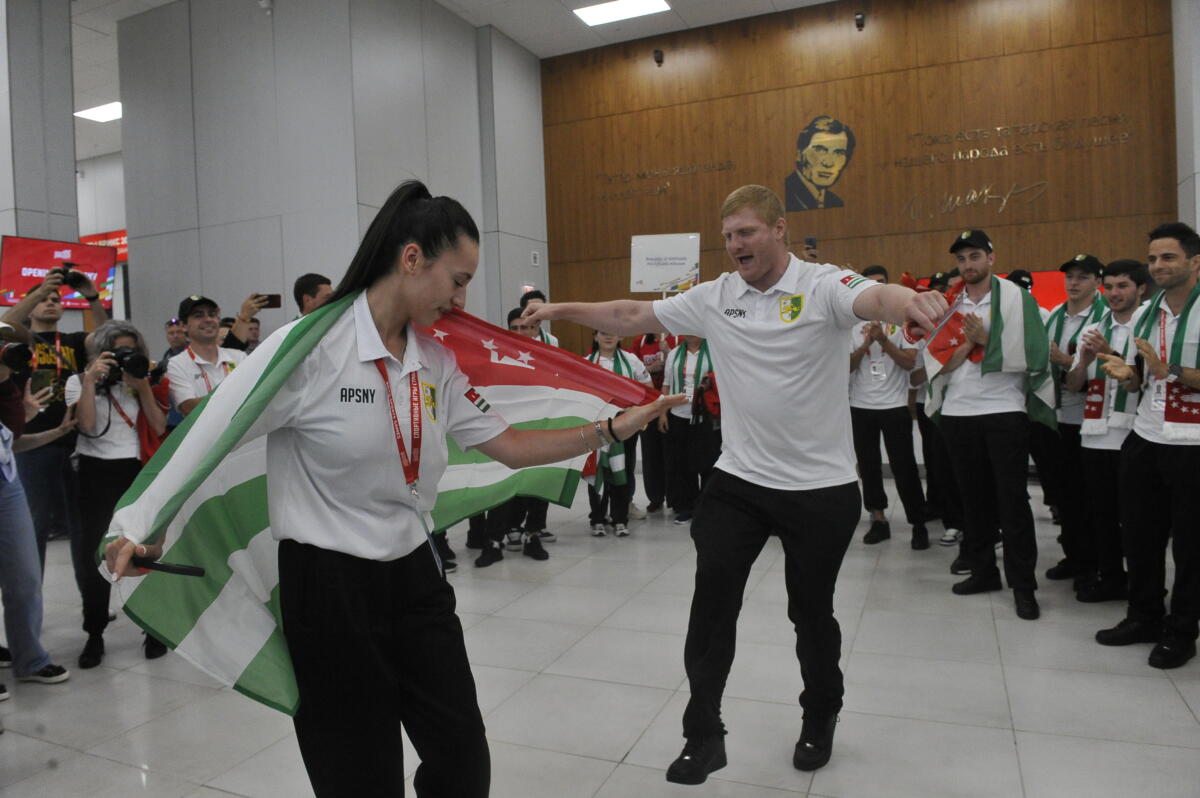 БРИКС уеннарының ачылыш тантанасыннан ФОТОРЕПОРТАЖ