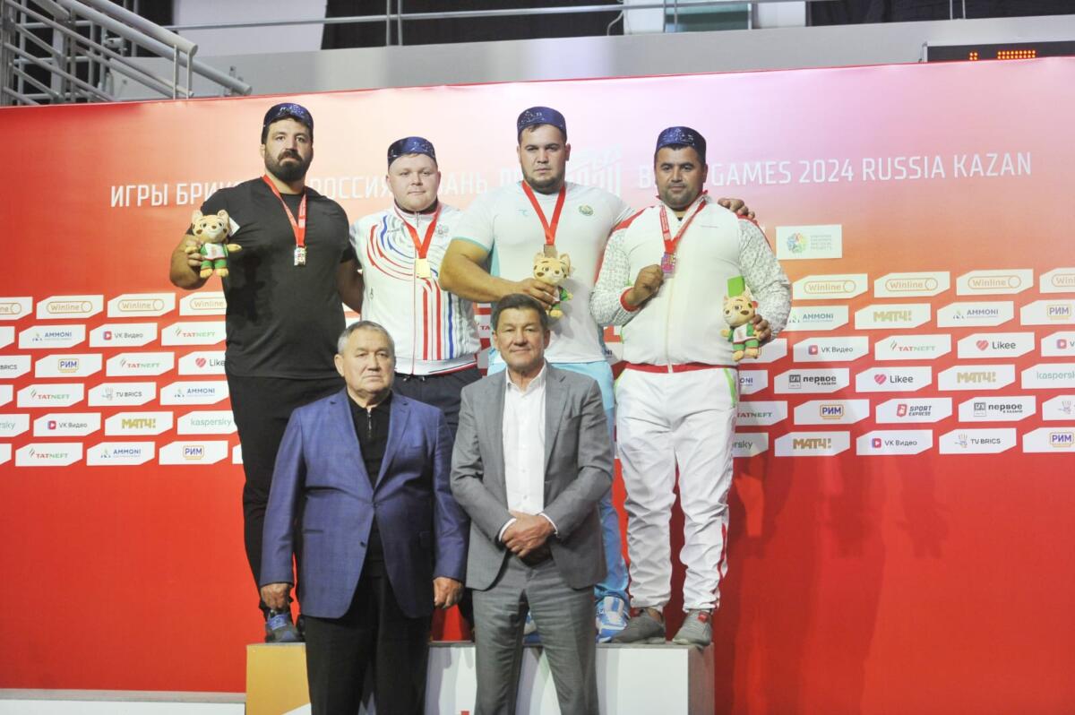 БРИКС уеннарындагы көрәш ярышыннан фоторепортаж