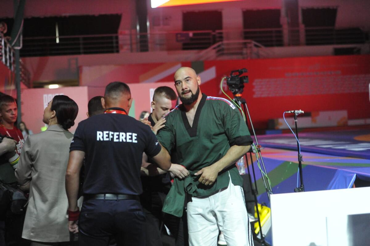 БРИКС уеннарындагы көрәш ярышыннан фоторепортаж