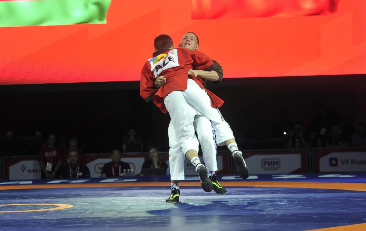 БРИКС уеннарындагы көрәш ярышыннан фоторепортаж