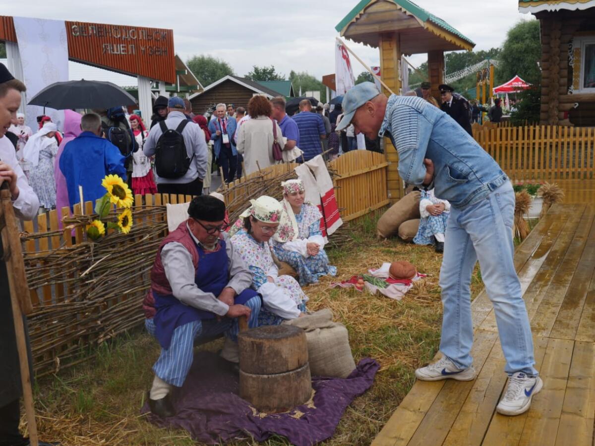 Казанда узган Сабантуй бәйрәменнән ФОТОРЕПОРТАЖ