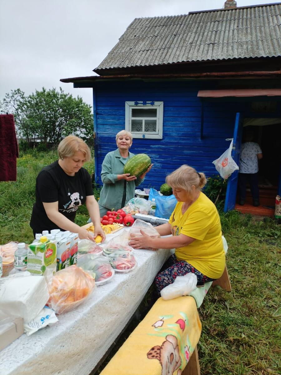 Өркеш авылында зур бәйрәм: нигезләре дә калмаган якташларын чакырып кунак иткәннәр