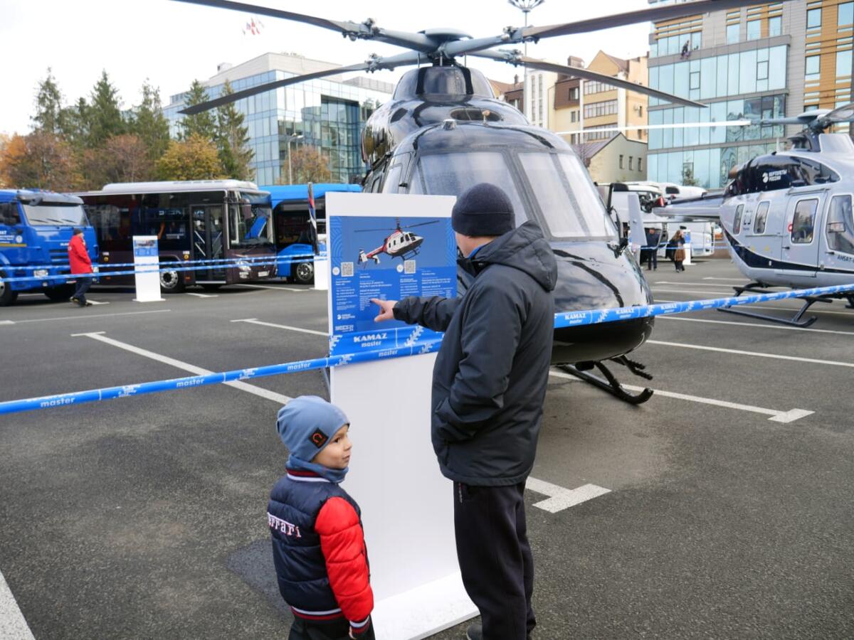 "Татарстанда эшләнгән": БРИКС саммитына багышланган күргәзмә (ФОТОРЕПОРТАЖ)