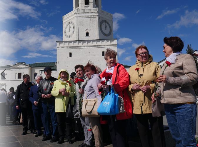 «Без онытмыйбыз! Без горурланабыз!» Бөек Җиңүгә 80 ел тулуга багышланган акция узды