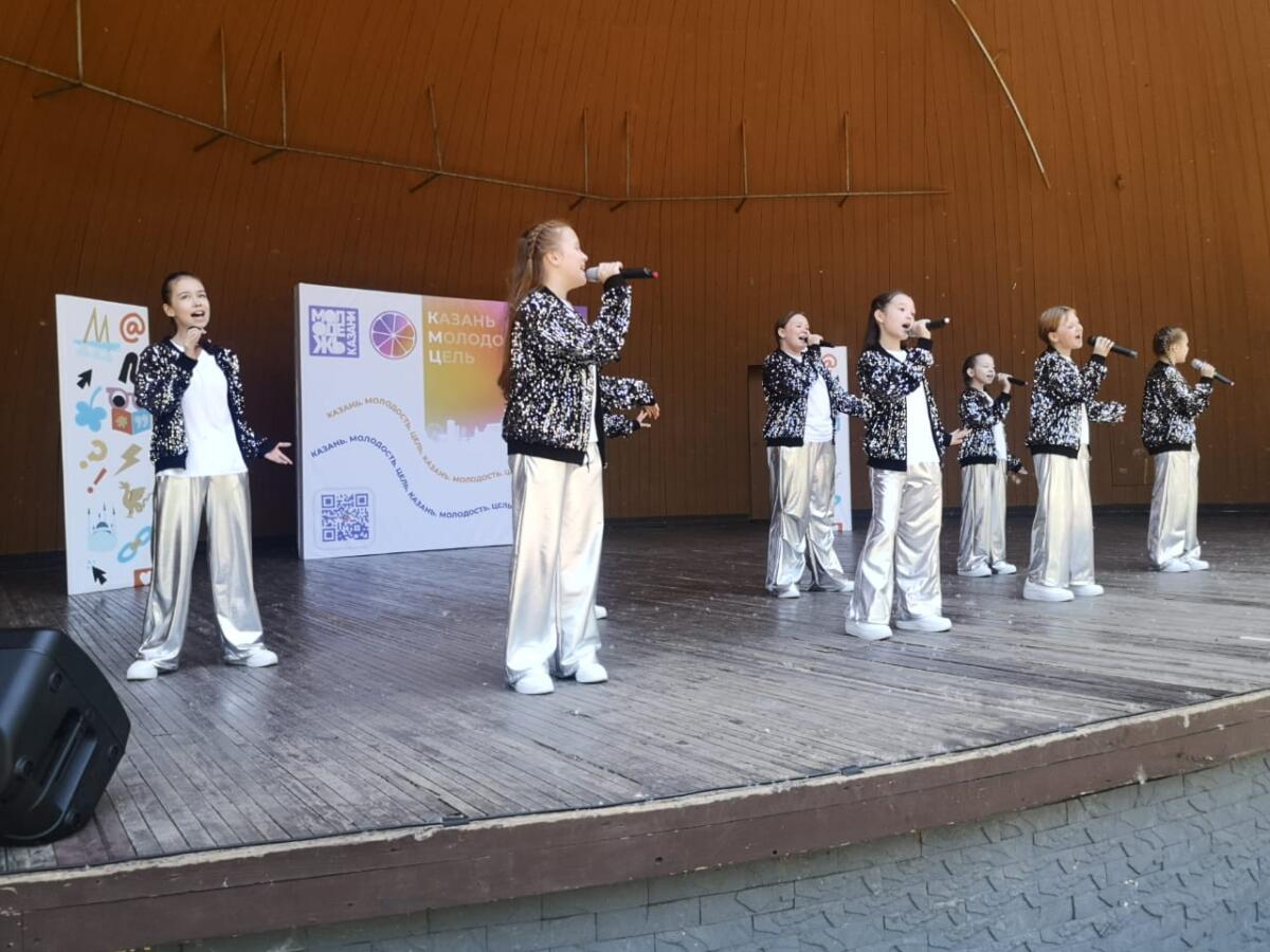 «Крылья советов» паркында Балаларны яклау көненә багышланган бәйрәм чараларыннан ФОТОРЕПОРТАЖ