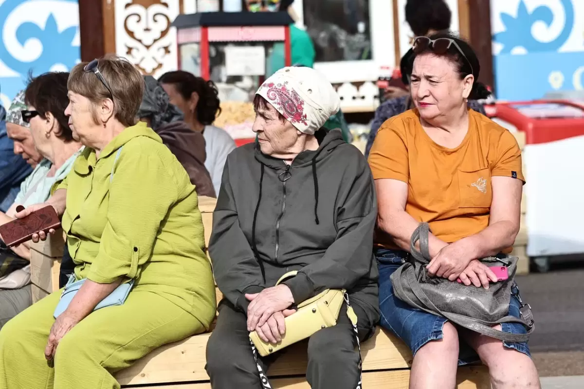 Казан Сабан туе кысаларында ипподромда уздырылган ат чабышларыннан ФОТОРЕПОРТАЖ