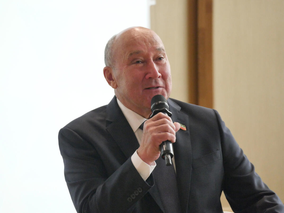 Татар теле һәм әдәбиятыннан БРИ тапшыручыларны бүләкләү тантанасыннан ФОТОРЕПОРТАЖ