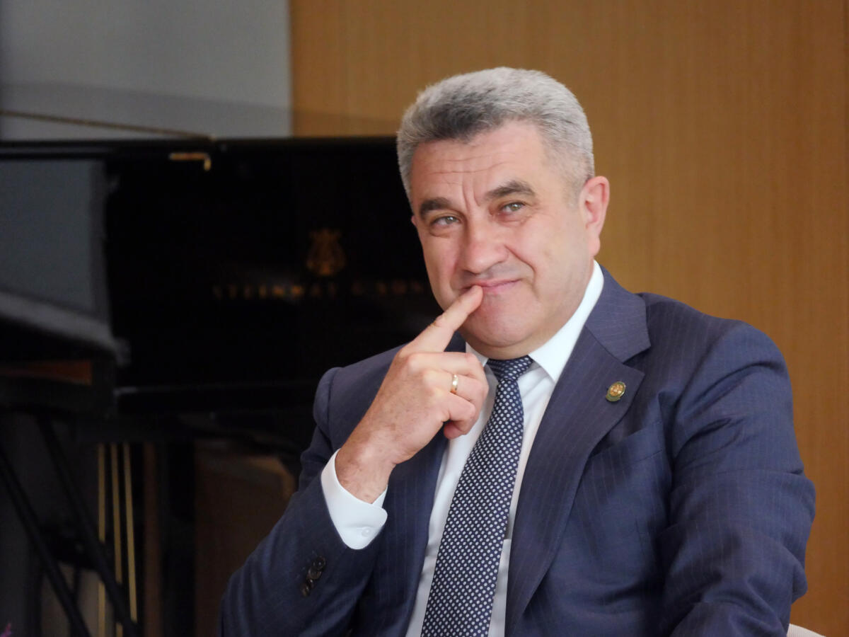 Татар теле һәм әдәбиятыннан БРИ тапшыручыларны бүләкләү тантанасыннан ФОТОРЕПОРТАЖ