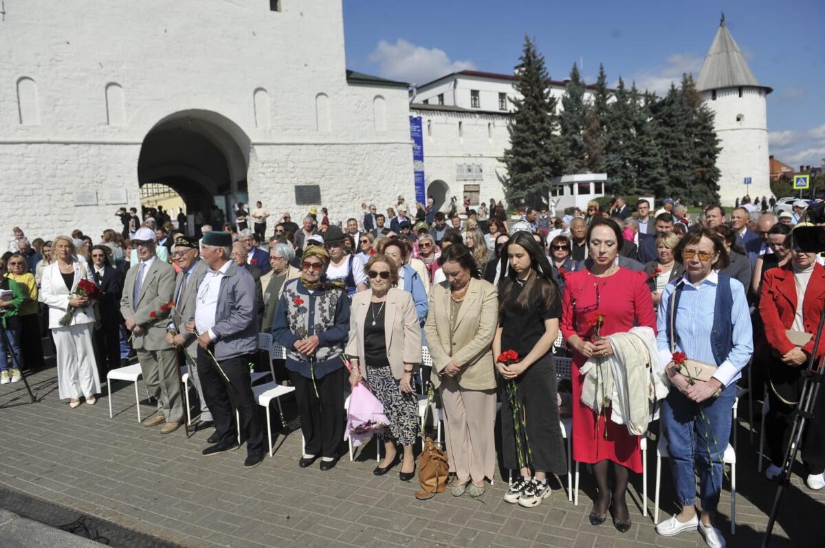 Җәлил һәм җәлилчеләрне искә алу чарасыннан ФОТОРЕПОРТАЖ