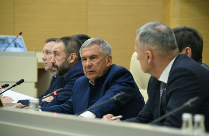 Уен эш түгел: Рөстәм Миңнеханов үзмәшгульлек белән артык мавыкмаска киңәш итте