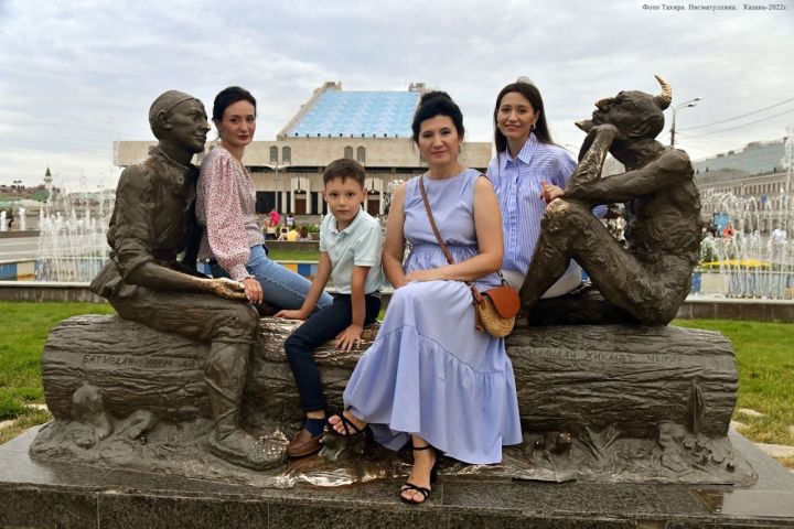 Фирүзә Халдарова: «Тормышымда берни үзгәртмәс идем»