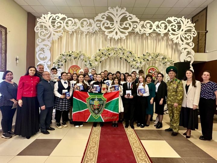 Татарстан Республикасы ЗАГСлары Халыклар бердәмлеге көнен бәйрәм итүгә әзерләнүдә актив катнаша