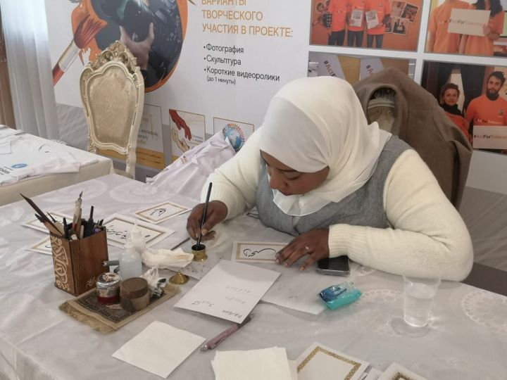 Мәрҗани мәчетендә Оман Солтанатлыгының мирасына багышланган халыкара күргәзмә ачылды