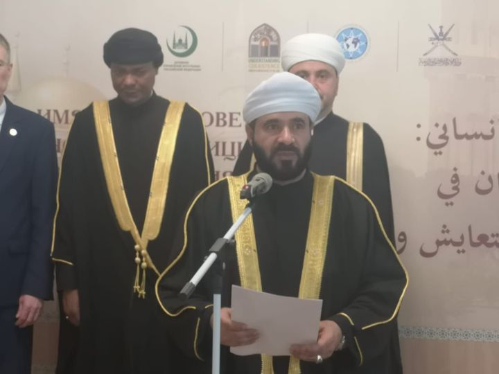 Мәрҗани мәчетендә Оман Солтанатлыгының мирасына багышланган халыкара күргәзмә ачылды