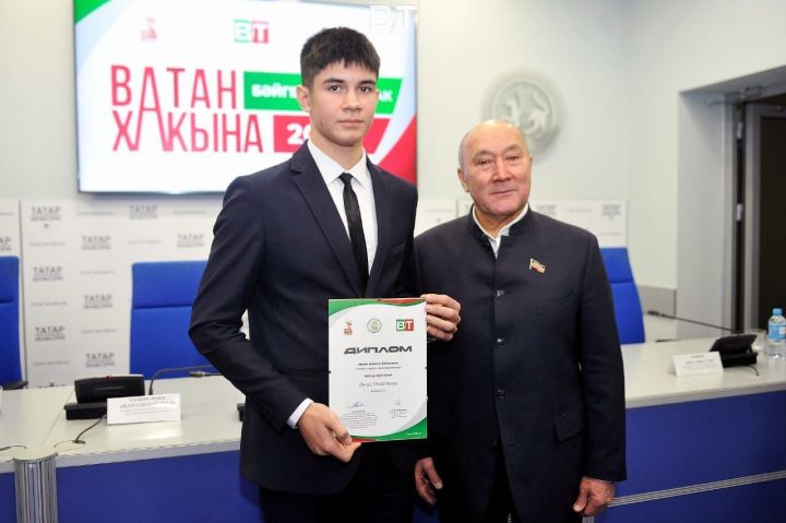 Бабайлар эзеннән: «Ватан хакына» иҗади бәйгесенең җиңүчеләрен бүләкләдек