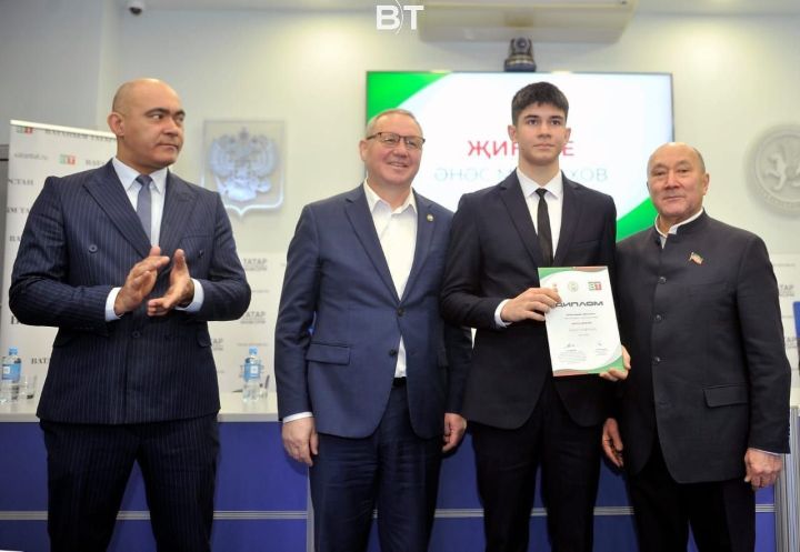 Бабайлар эзеннән: «Ватан хакына» иҗади бәйгесенең җиңүчеләрен бүләкләдек