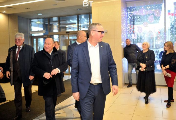 Бабайлар эзеннән: «Ватан хакына» иҗади бәйгесенең җиңүчеләрен бүләкләдек