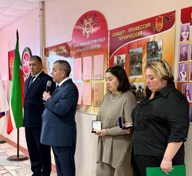 СВОда һәлак булган егетнең әтисе яу кырына киткән: «Улым өчен үч алачакмын, диде»