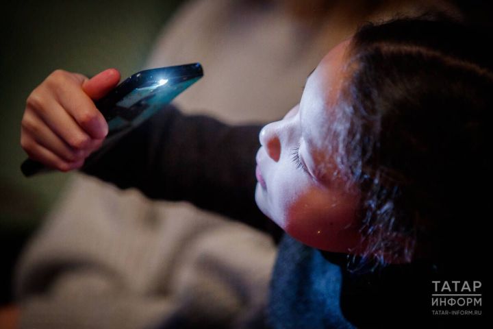 Мошенниклар алдауның мәкерлерәк ысулларын таба: балаларны алдау очраклары арта