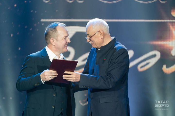 «Китап»ка 5 яшь: «Татар әдәбиятын тыңлауны модага керткән радио»